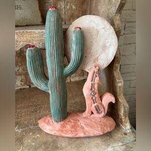Southwest Howling Coyote Clay Pottery Hand Painted Wall Hanging NEW!